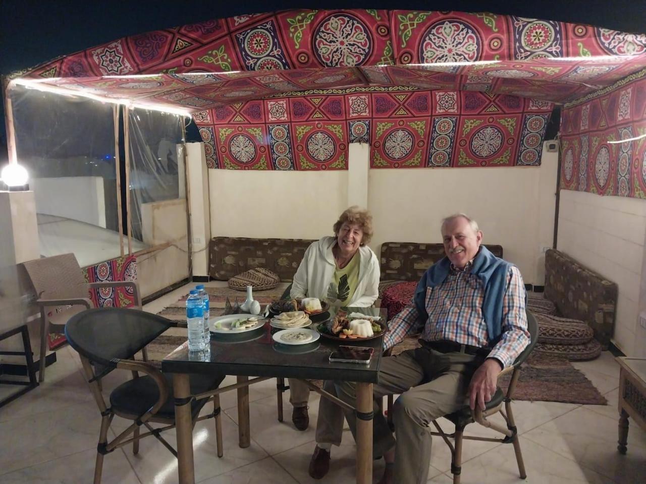 Kafret el-Gabal Eagles Pyramids View酒店 外观 照片